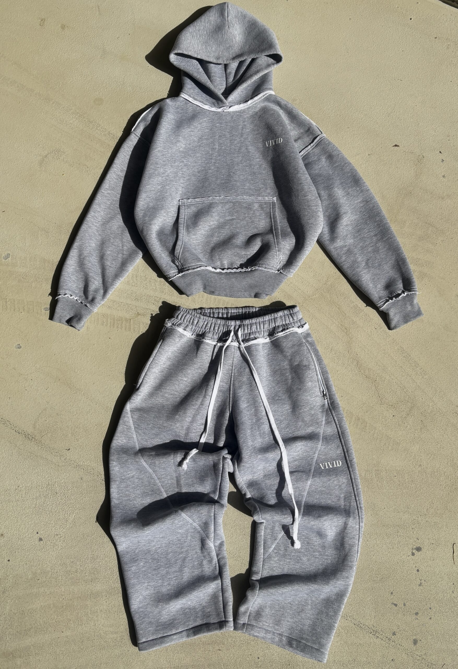GREY VIVID TRACKSUIT PANTS - Image 3